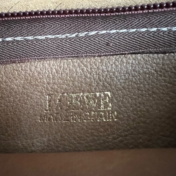 Loewe suede travel jewelry keeper - Picture 7 of 7